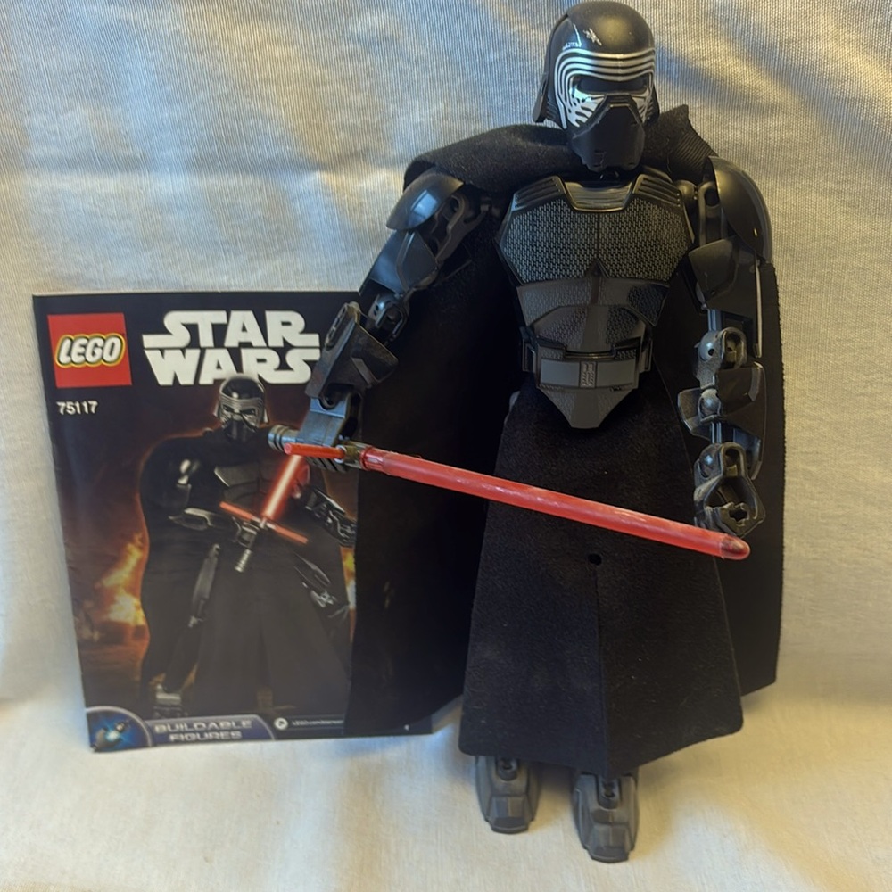 Lego Star Wars Kylo Ren set